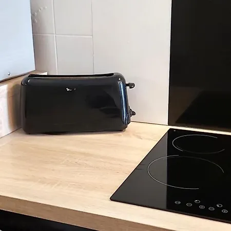 :) Grand Lumineux A Et Parking *