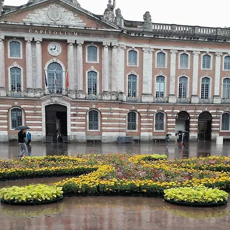 :) Grand Lumineux A Et Parking