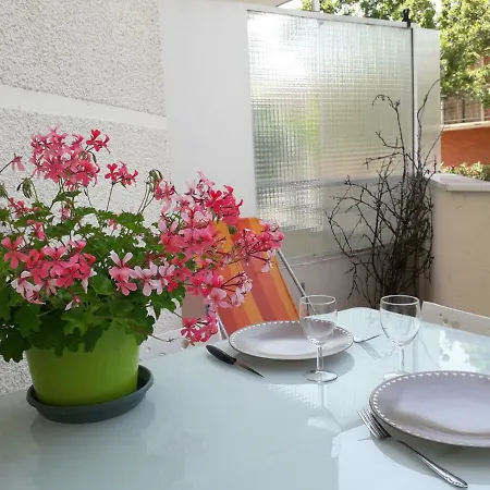 Διαμέρισμα :) Grand Lumineux A Et Parking