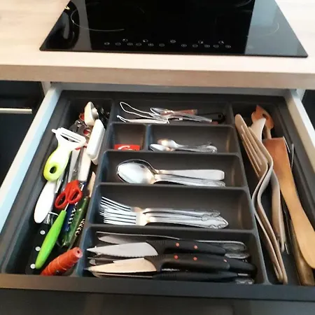 Lägenhet :) Grand Lumineux A Et Parking *