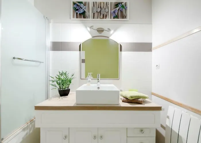 :) Grand Lumineux A Et Parking Апартаменты *